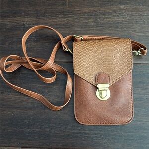Brown Crossbody cell phone Bag with Gold Clasp